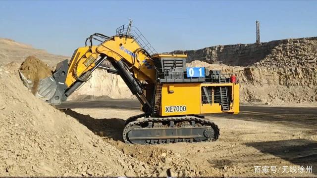 久久综合网日本免费：随车折叠臂起重机：提升工程效率的理想选择